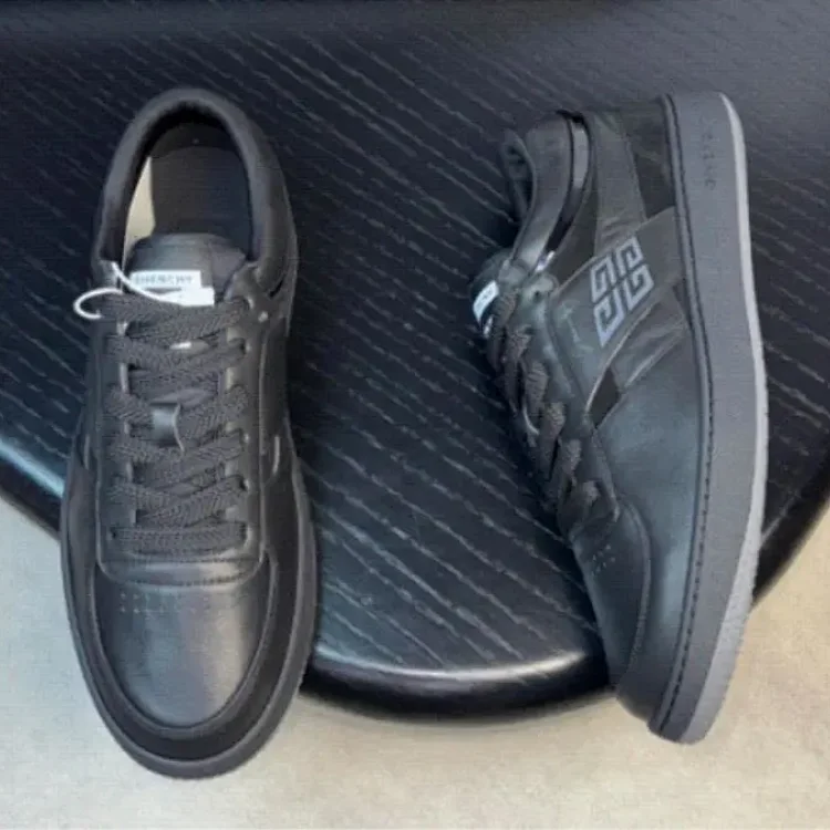 Givenchy shoes 7449002019